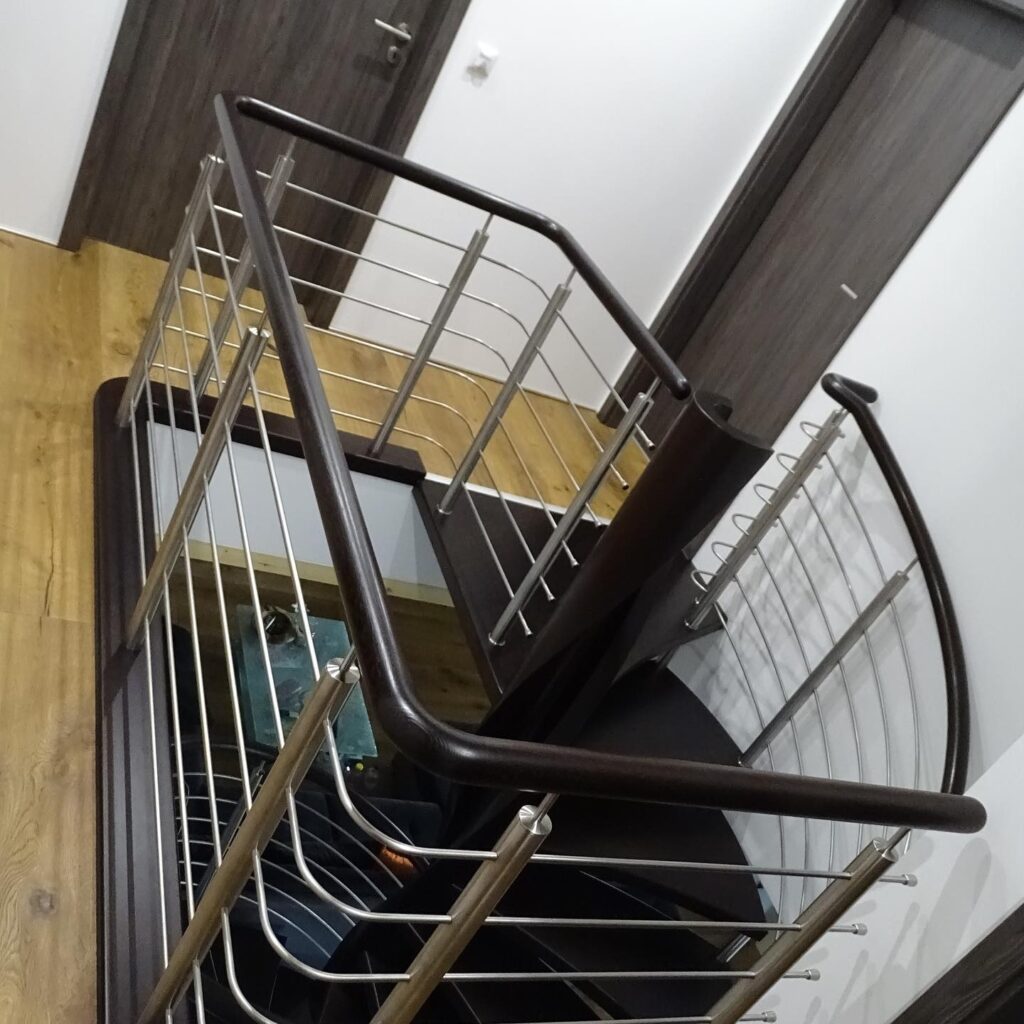 Instagram post from treppentunk. This post is in position 3.